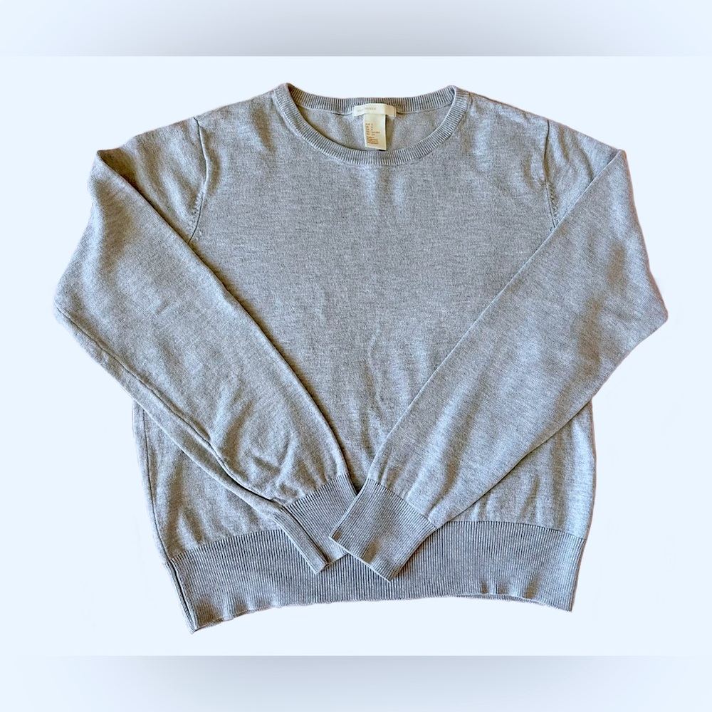 H&M Women’s Basic Long Sleeve Round Neck Pullover Sweater with Ribbed Cuffs Gray